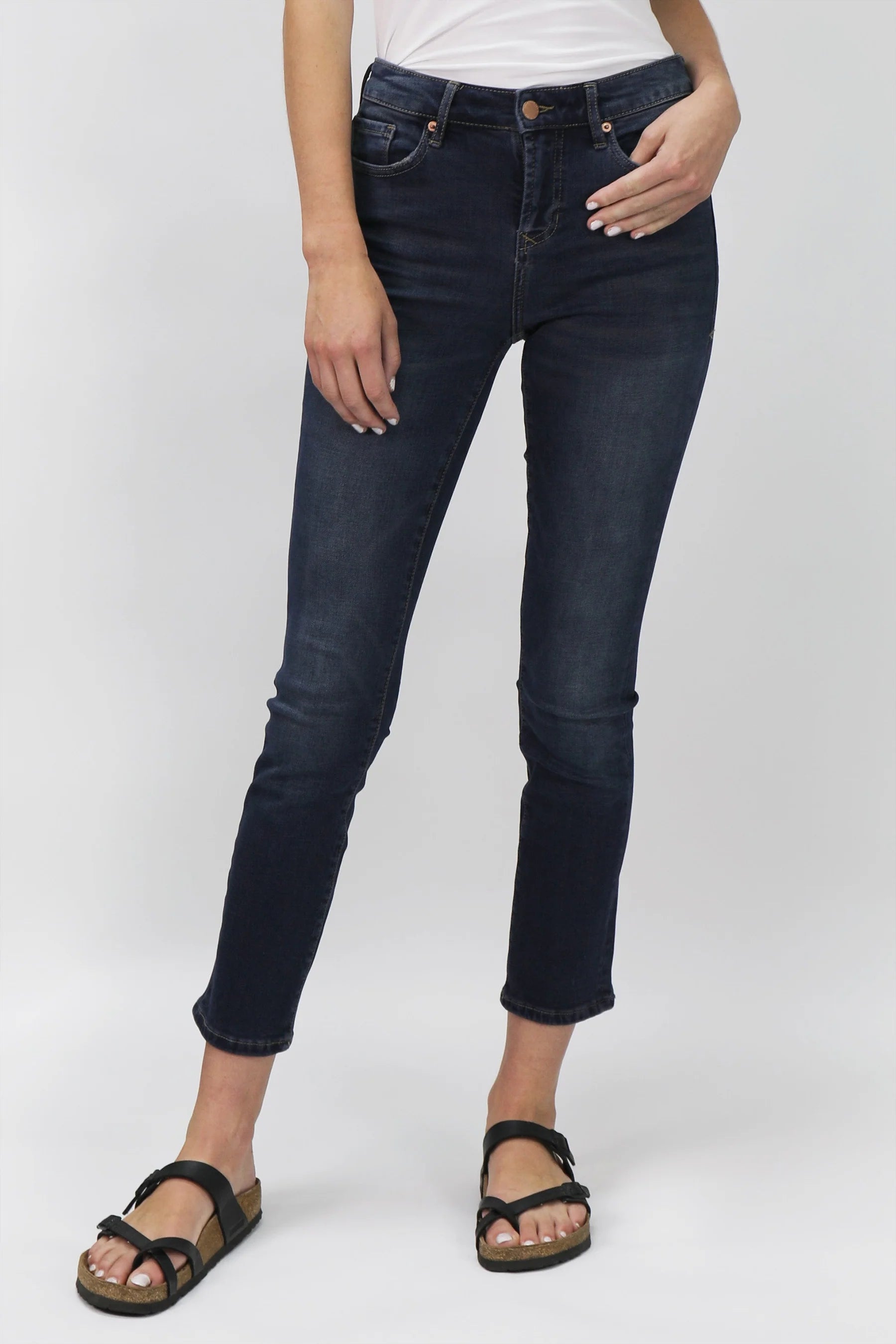 BLAIRE HIGH RISE STRAIGHT JEANS