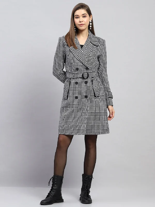 Women Black & White Check Notch lapel Collar Full Sleeve Coat